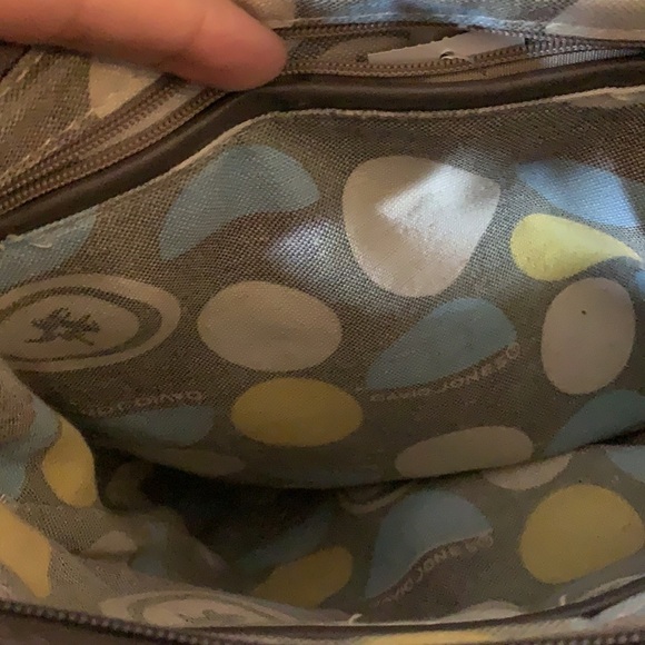 David Jones Squishy soft leather cross body purse - Picture 4 of 8